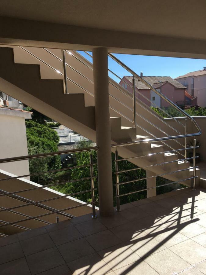 Luxury Apartments Vucinic ピロヴァッツ エクステリア 写真